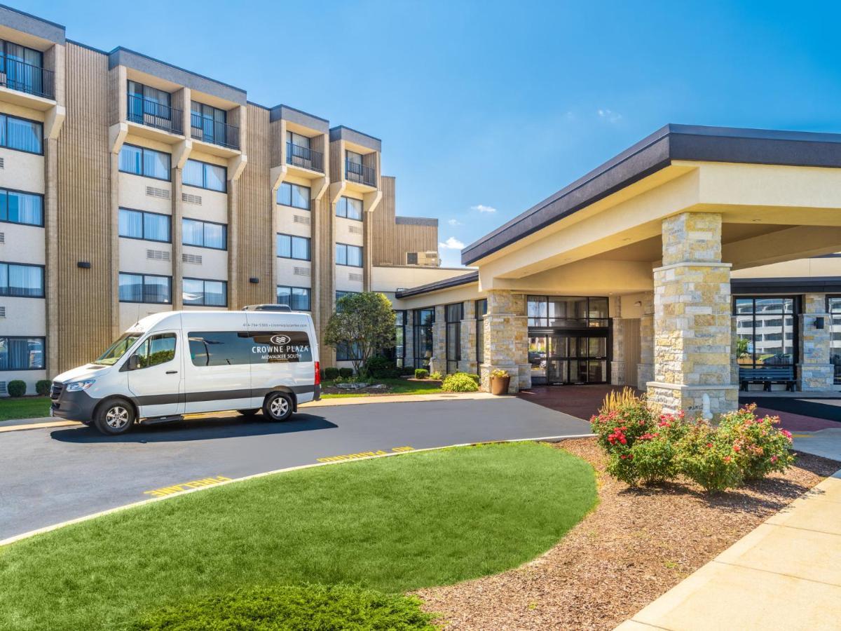 Отель Crowne Plaza Milwaukee South By Ihg Экстерьер фото